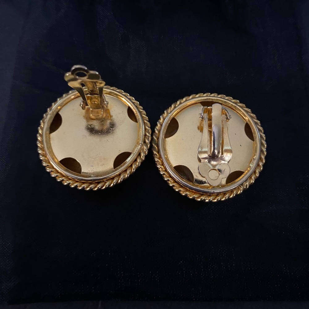Vintage Gold Tone Clip Earrings with Scroll Edging 1 3/4” D Beautiful Like New - Picture 2 of 3